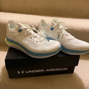 Brand New women’s sneakers size 7.5